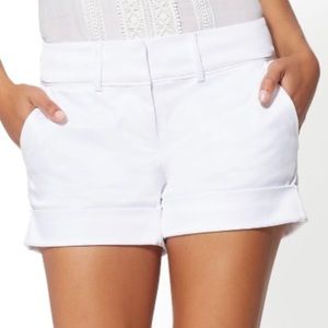7th Avenue White Shorts